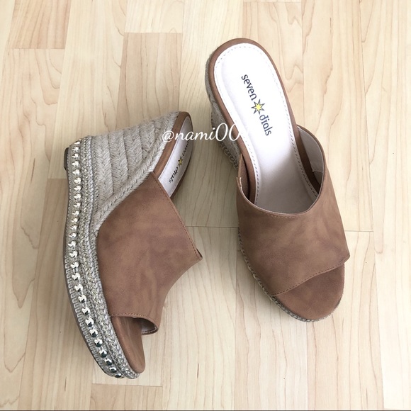 Seven Dials Brown Wedges - Picture 2 of 6